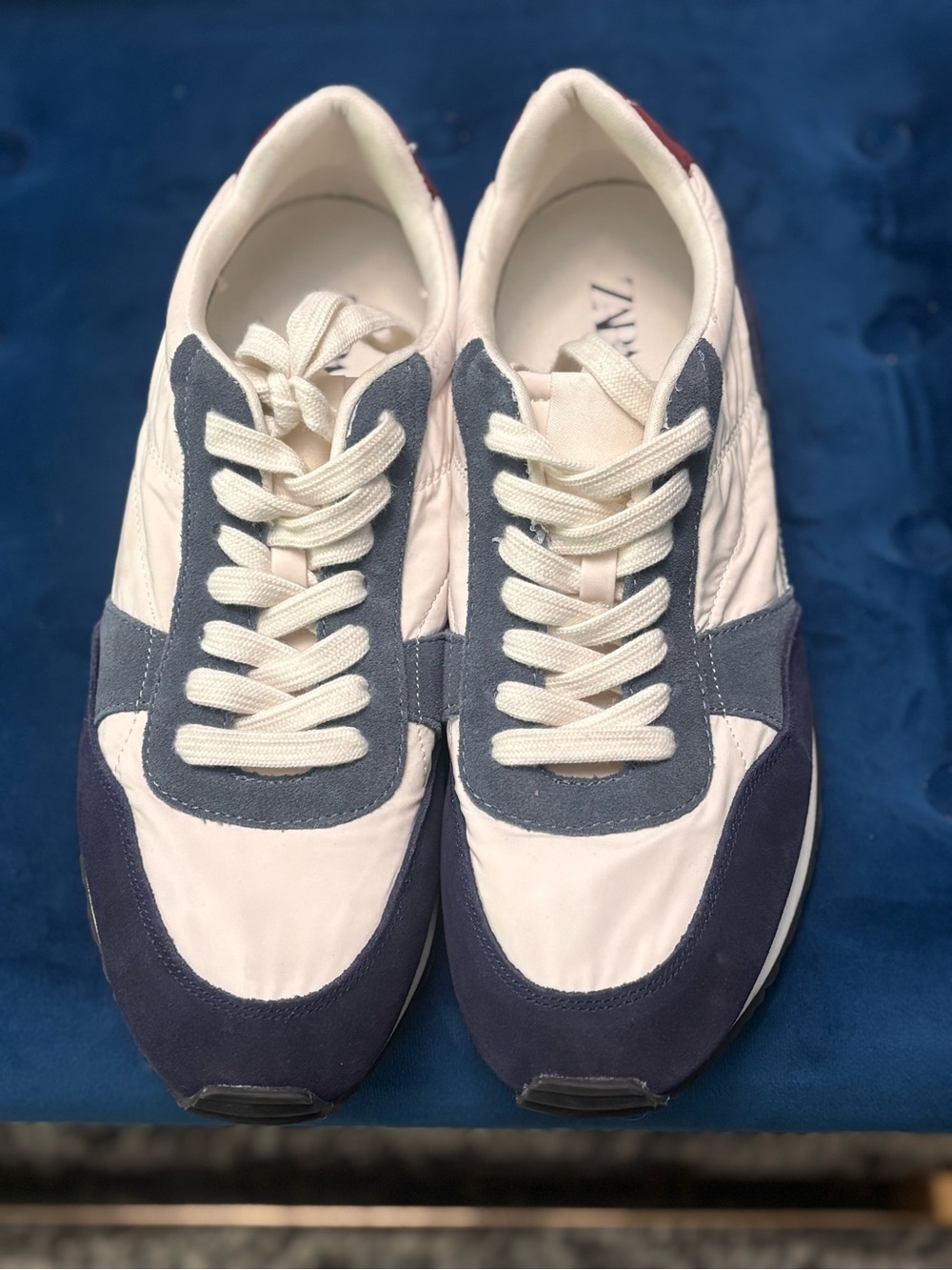 Zara Men's White and Navy Retro Runner Sneakers (not worn)